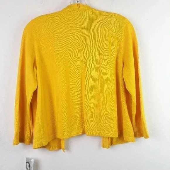 Peter Nygard Top Size Large NWT - Picture 7 of 7